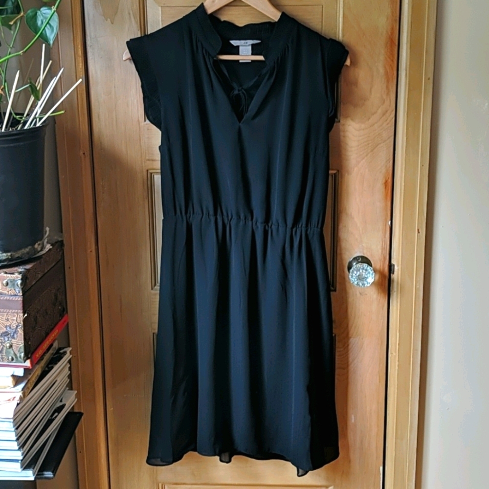 H&M black Tie Dress
